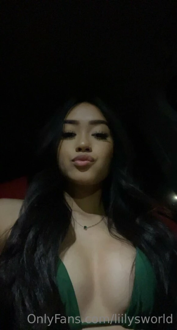 I just made a 6 min anal video for the first time dm me anal to 