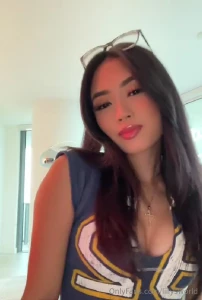 Would u cum all over my face