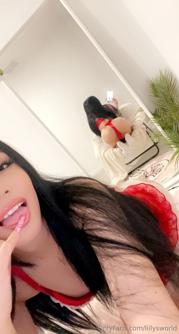 Does my ass look good here 