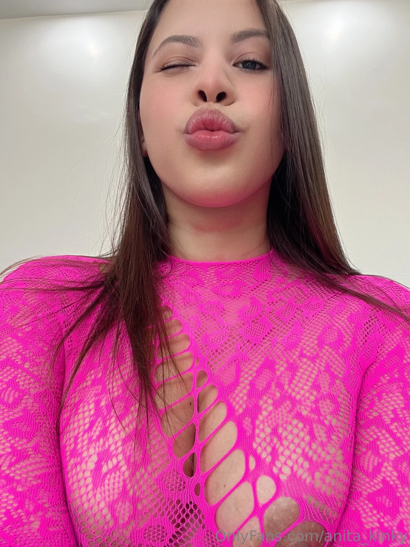 anita_kinky - Horny love check my dms and find all my videos 