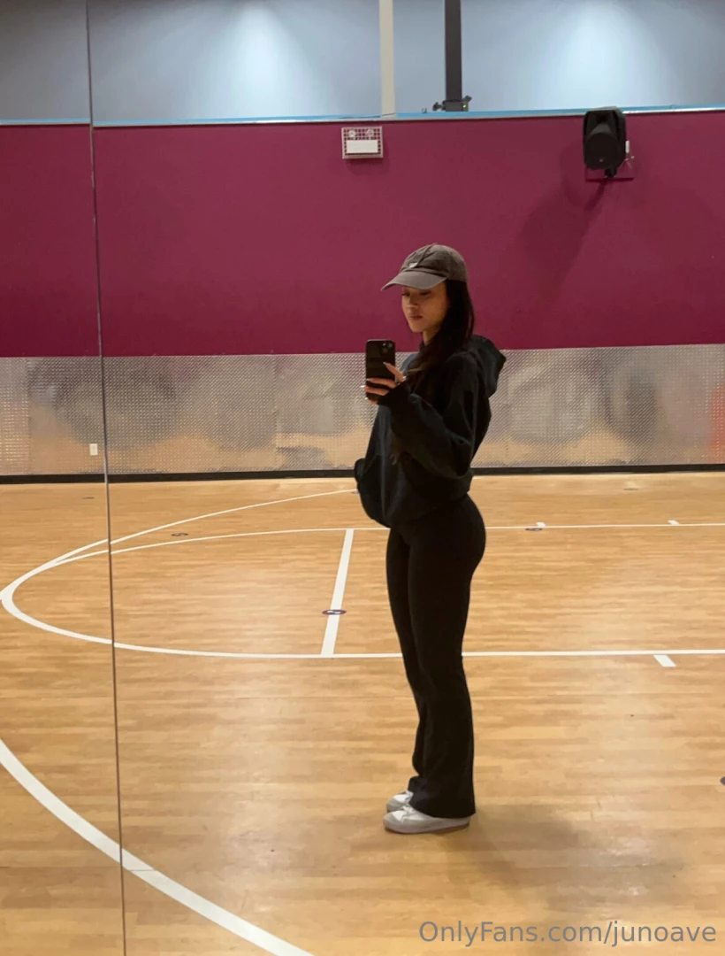 My future man can say his gf is a gym rat 