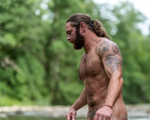 Well there s nothing quite like the graceful art of falling ass-first part 2