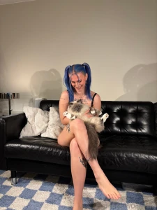 Just me and my kitty bts