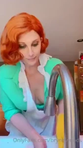 Poor mom no matter how hard she s tries she jsut can t keep the house part 3
