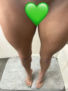Fresh out of the shower subscribe for uncensored alexisyogafeet2 part 1