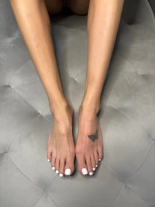 New white mani pedi spring promotion starts today get access to all my