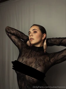 Open to see without hand for boobs lovers only