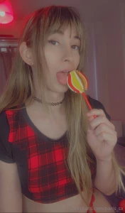 I m back for good now i know you wanna be the lollipop just say