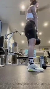 Just some kettlebell rdls to get your heart pumping these annihilate