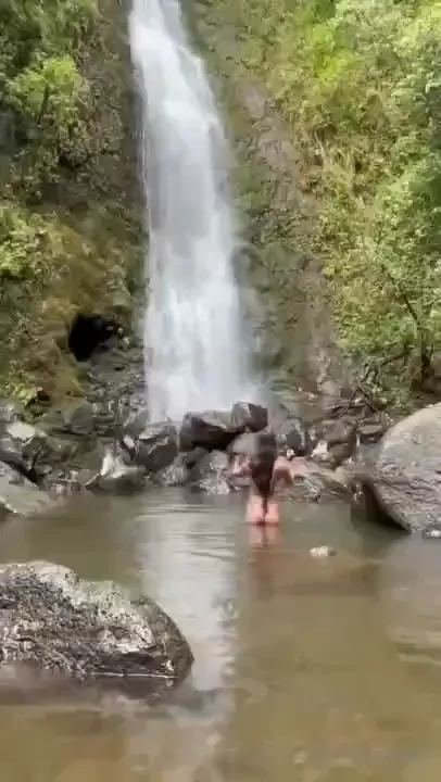 Would you hike here with me 