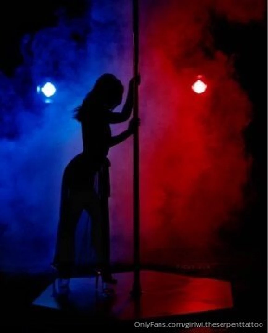 Attention i will be performing at al s diamond cabaret tonight and 