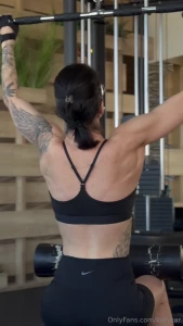 Do you think this is a beautiful back for a girl or not