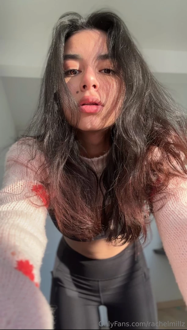 When the camera suddenly captures a photo 