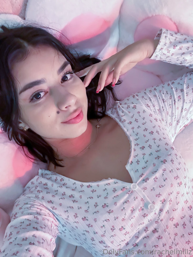 Who says casual can t be hot clearly they haven t seen me 