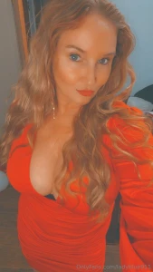 Which is your fave red or black part 1