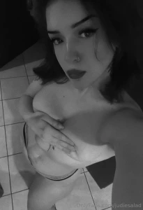 Da adesso in avanti mi troverete in un altro profilo completamente part 1