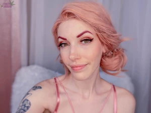 Coloured brows are so cute part 1