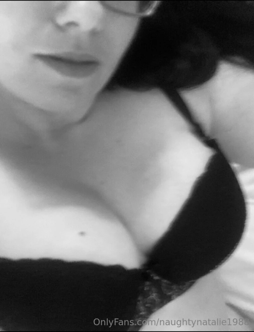 Love a nice black amp white 