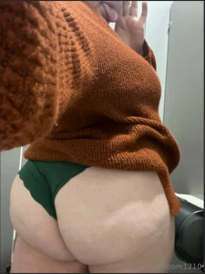 Got a new outfit for my live on v-day can t wait for you guys to see