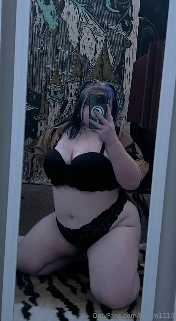 I think these button up pics are cute 