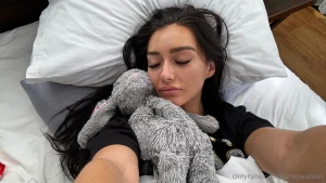 Heyyy everyone sooo sorry i had to cancel my livestream today the