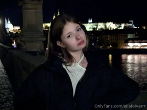 Hi dear i love traveling and dream of exploring the world every corner part 1