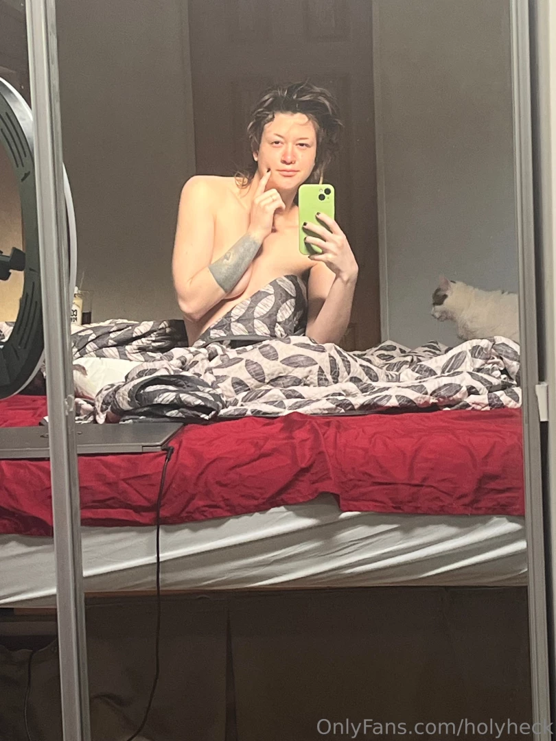 Good morning i m so poofy lmao 