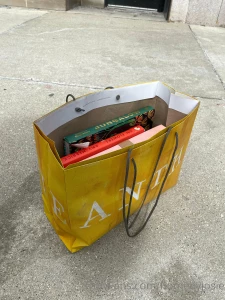 Take a peek inside my shopping bag i went to anthropologie for a