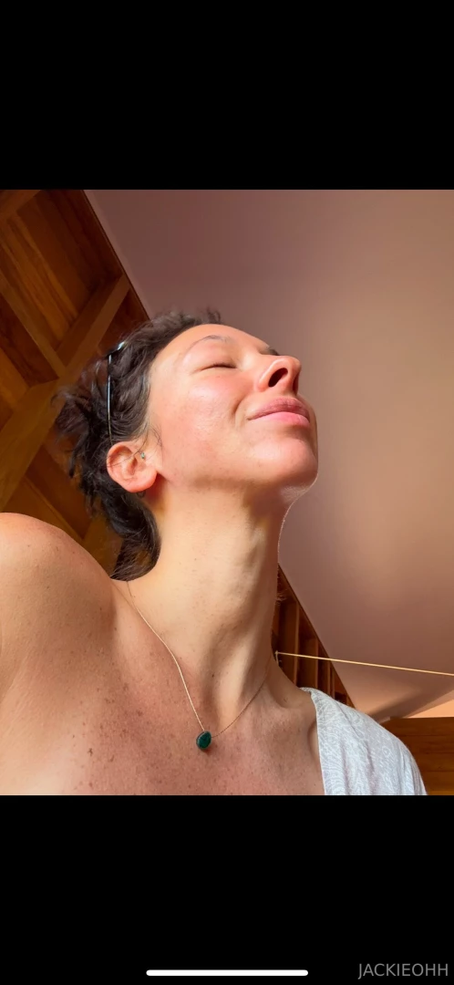 Tranquil happy girl 