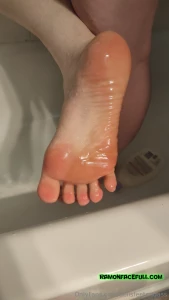 How do you feel about my wet soles
