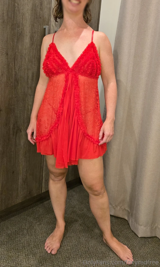 Hey boys does 12 explicit nudes plus a free dildo video on sign up part 2 