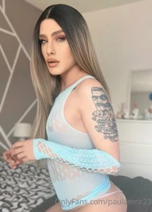 Hoy estoy tan cachonda que tengo muchas ganas de mamar