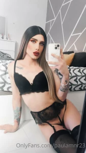 Buenos d as mis amores os gusta como me queda la lencer a si te gusta