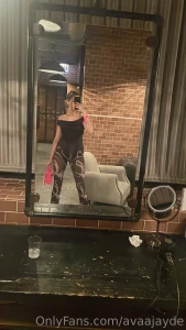 Love a good mirror selfie