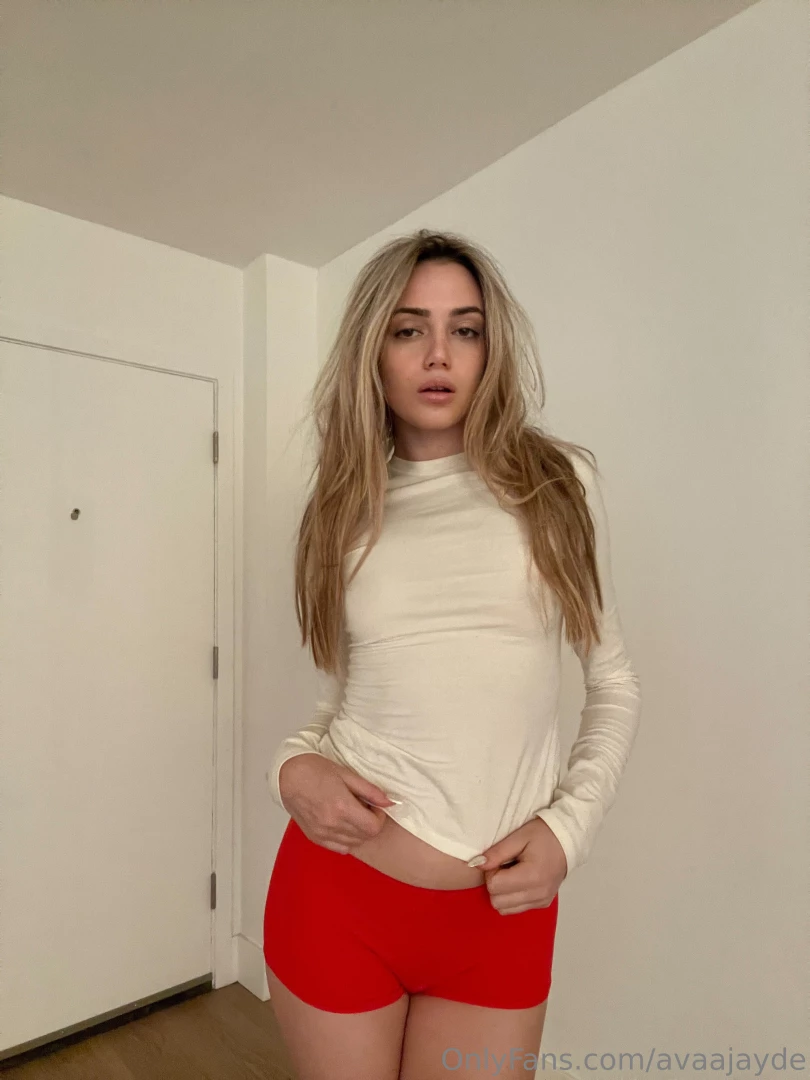 Sleepy sunday can you help me wake up let s chat 