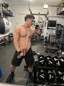 Love working out in this gym so i can keep my dick out part 1