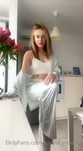 Lustful_modest