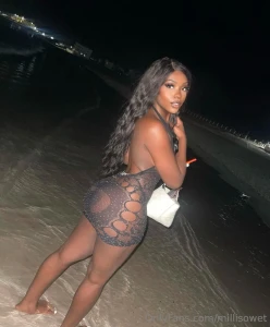 Yes i look back during backshots