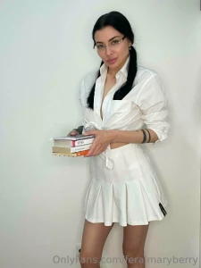 Start the game-5 rules you give me 5 and i take off some of my clothes part 1