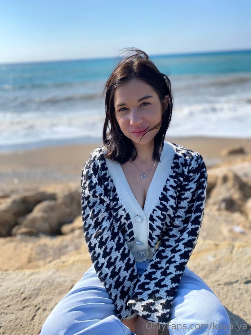 Assume i m your girl for the next year 