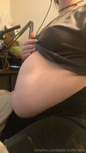 Fuck i love it when i feel too big to move part 1