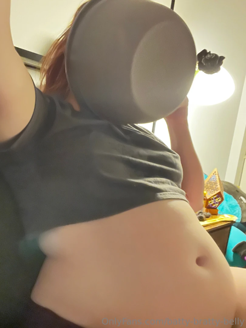 Hro-oouuu-ic her belly hung thick and taught against her thighs as she part 1 