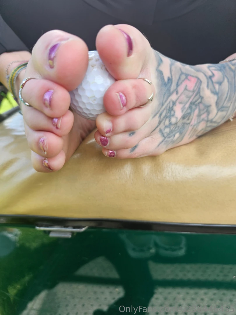 I love grabbing balls with my toes 