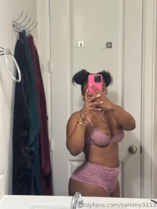 Can t sleep message me if your awake