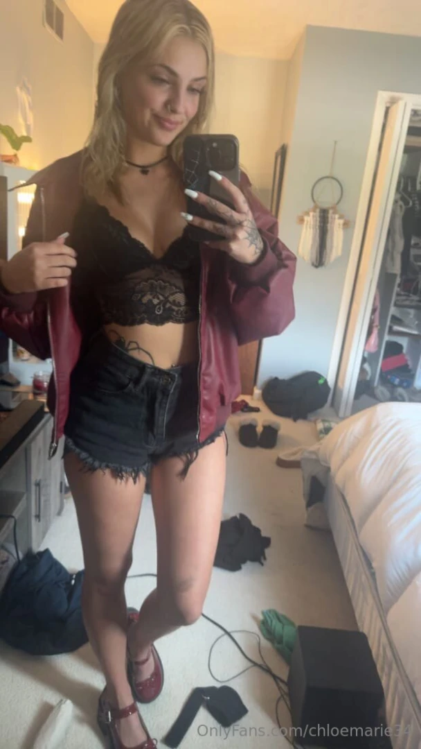 Seduction starts with a look part 2 