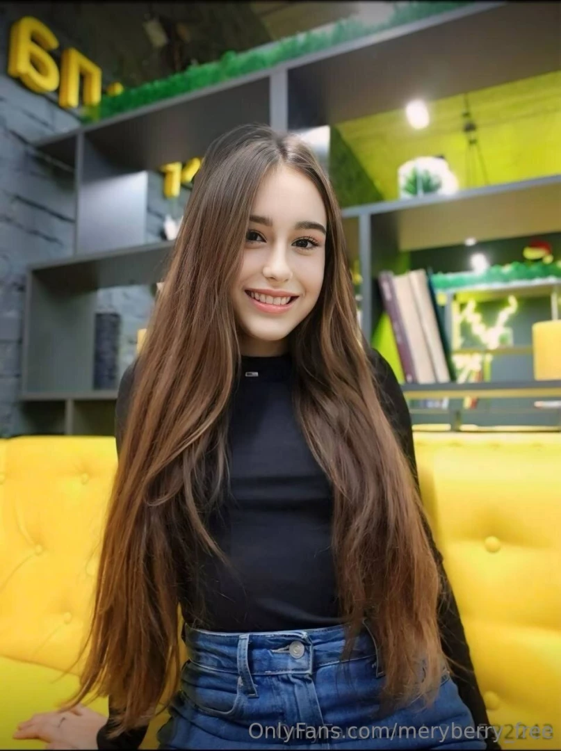 This hot thing 18y o_alice is waiting for you her pussy is very wet part 112 