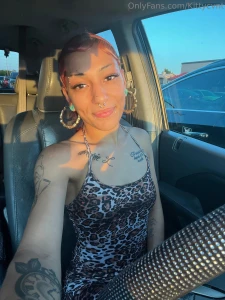 I m the reason it s standing up rn