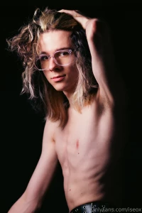 Y a des jours o j ai envie de d tourner le regard et y a ceux o je me