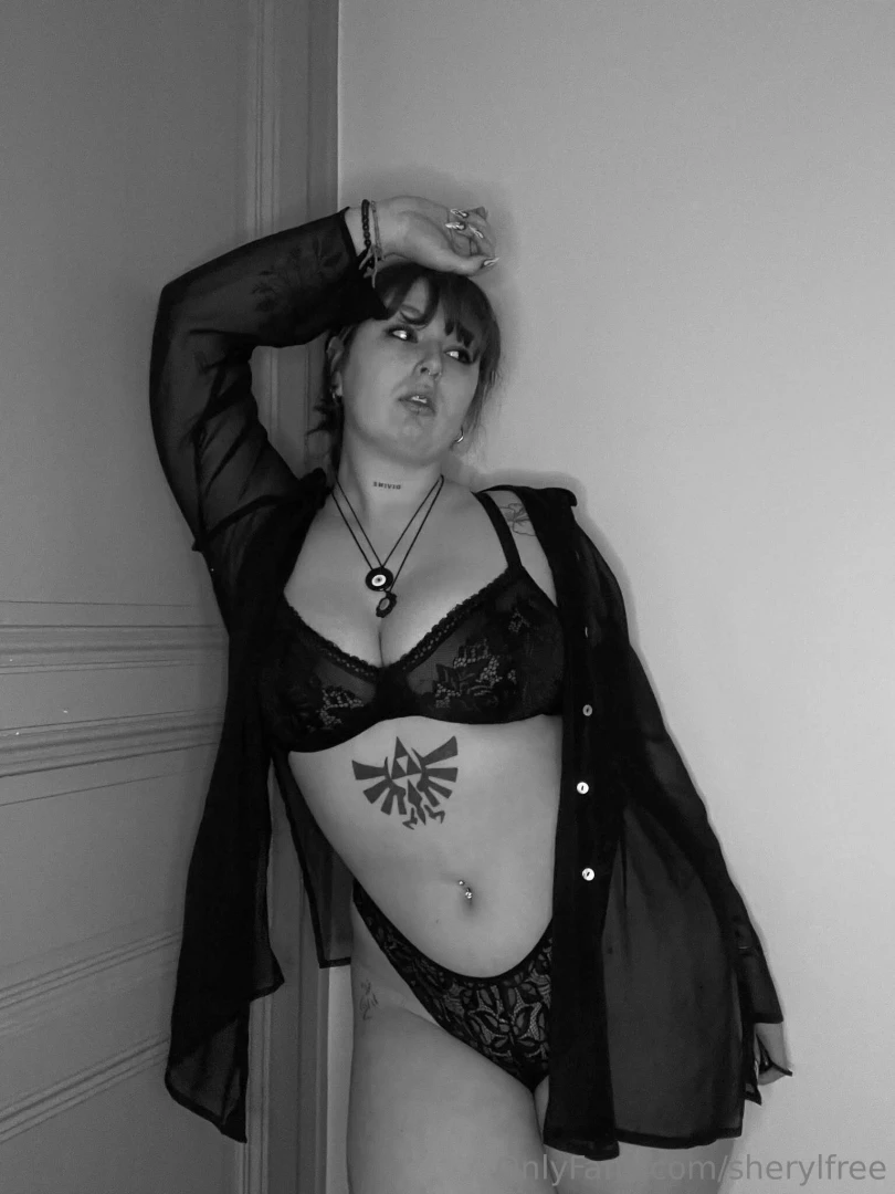 Tu me rejoins sur mon premium pour une version moins soft sheryl_brs 