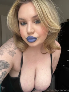 Glass kissing mirror kisses part 1